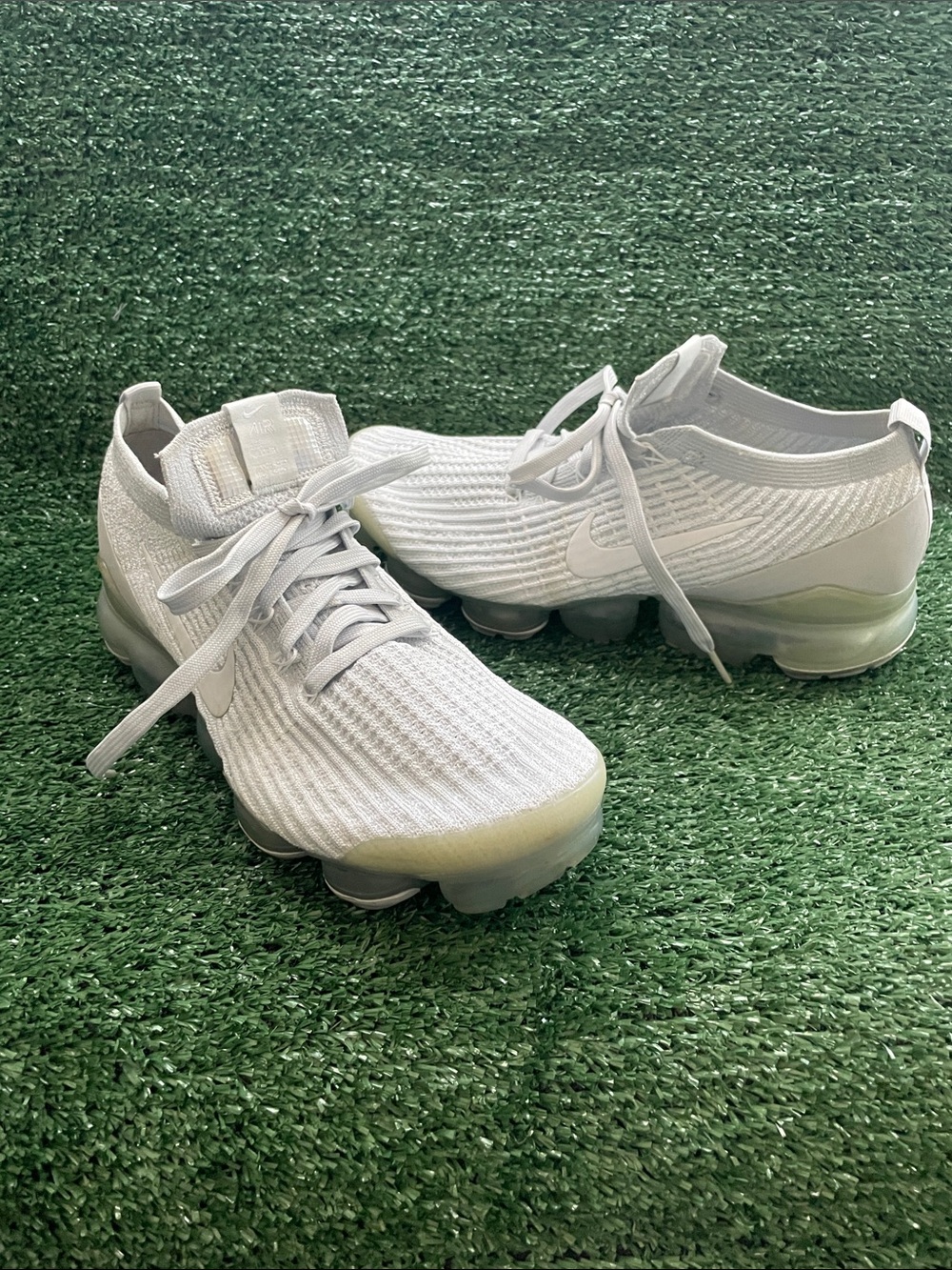 Nike Air VaporMax Flyknit 3 Pure Platinum White AJ6910-100 Women’s Size 10
